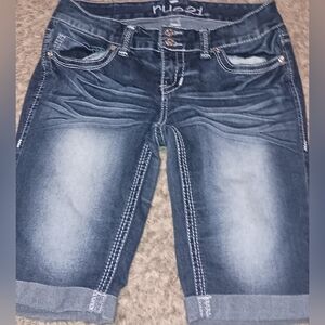 Women's Rue 21 Curvy Shorts Size 9/10 Short Comfortable Sparkly Cute Mom Soccer